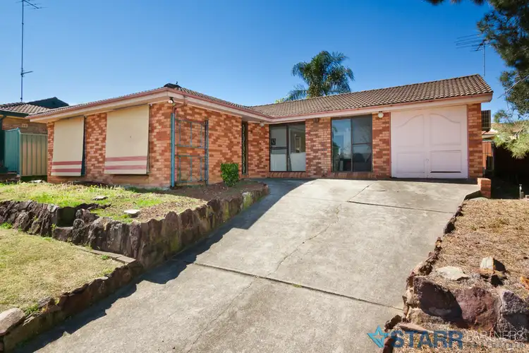 24 Leicester Way, St Clair NSW 2759
