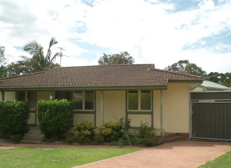 3 Roebuck Crescent, Willmot NSW 2770