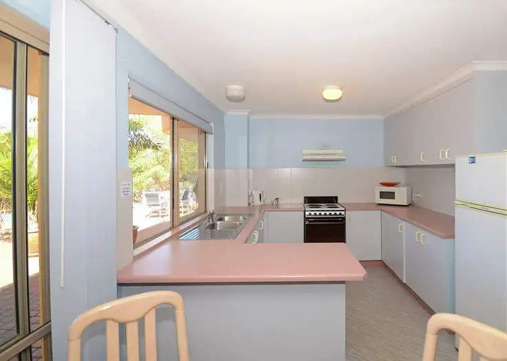 Seventh view of Homely house listing, 4/383 Esplanade, Torquay QLD 4655