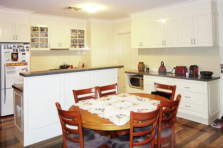 Sixth view of Homely house listing, 2/10 Cumberland Court, Tatton NSW 2650