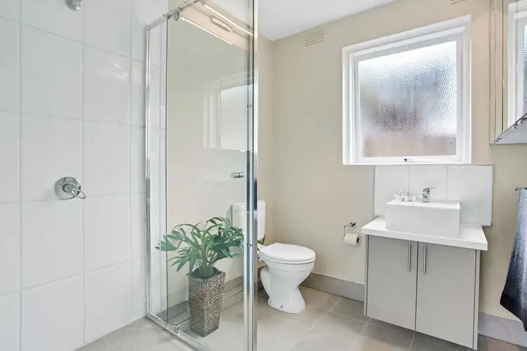 Fifth view of Homely apartment listing, 1/3 Guthrie Street, Brunswick West VIC 3055