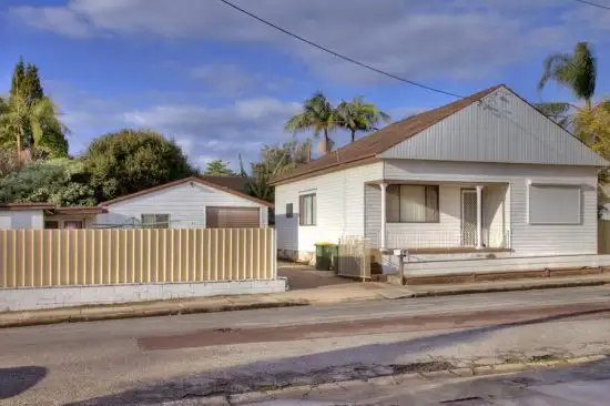 35 Winsor St, Merewether NSW 2291