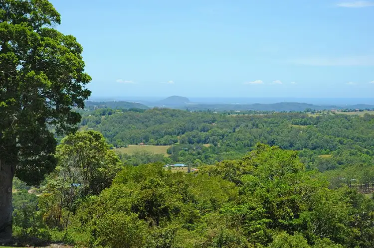 12 Crystal Street, Mapleton QLD 4560