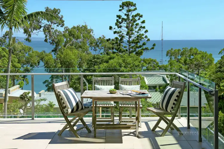 2/25 Allambi Rise, Noosa Heads QLD 4567