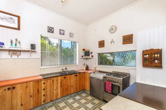 Fifth view of Homely house listing, 24 Queen Street, Edmonton QLD 4869