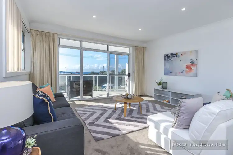 Second view of Homely house listing, 2/32 Kilgour Avenue, Merewether NSW 2291