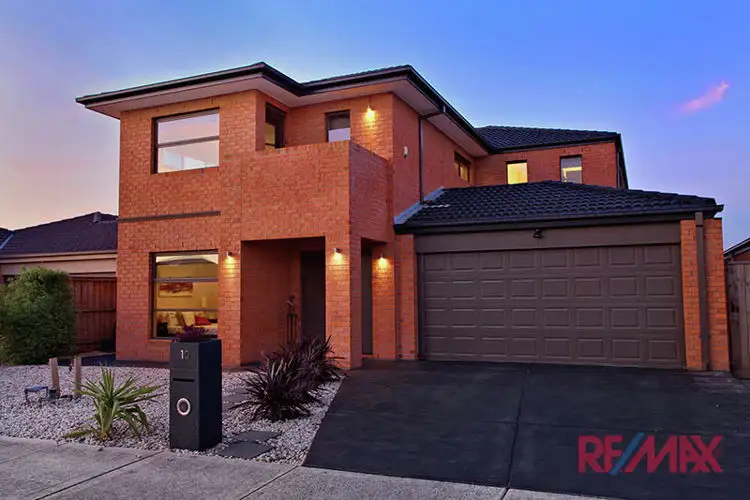 Main view of Homely house listing, 10 Katahdin Terrace, Cranbourne North VIC 3977
