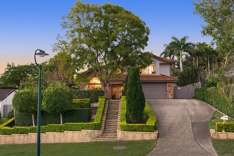 24 Drysdale Crescent, Brookfield QLD 4069