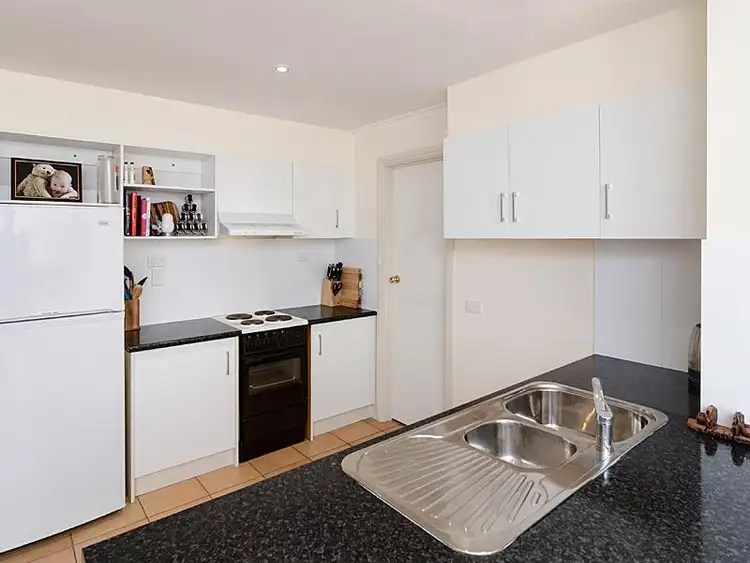 Fourth view of Homely house listing, 2/24 Gallasch Dr, Mount Barker SA 5251