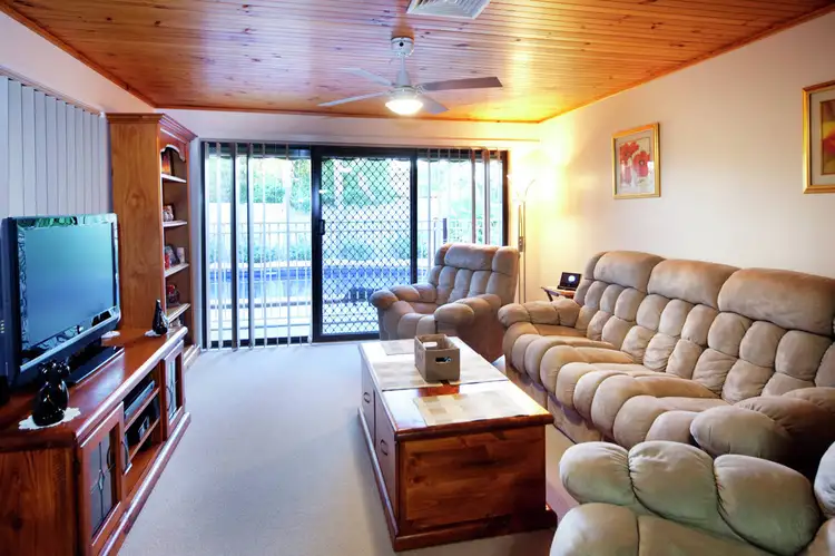 Fourth view of Homely house listing, 321 Jameson St, Deniliquin NSW 2710