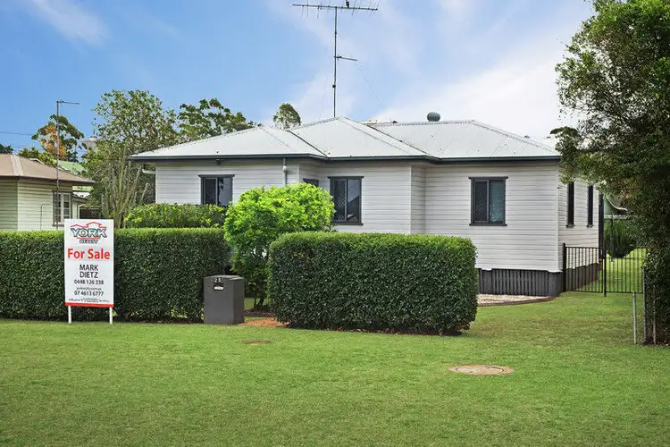 25 Phyllis Street, Harristown QLD 4350