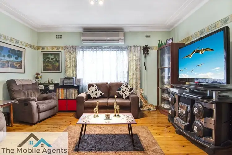 Second view of Homely house listing, 92 Frank st, Mount Druitt NSW 2770