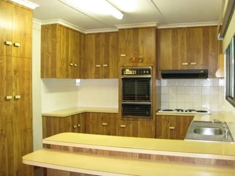 283 Warwick Road, Churchill QLD 4305