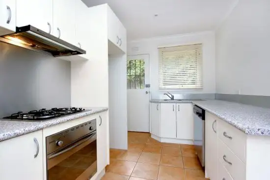 Third view of Homely unit listing, 4/17 Lucerne Avenue, Mornington VIC 3931