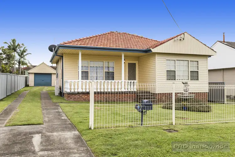 4 Margaret Street, Belmont North NSW 2280