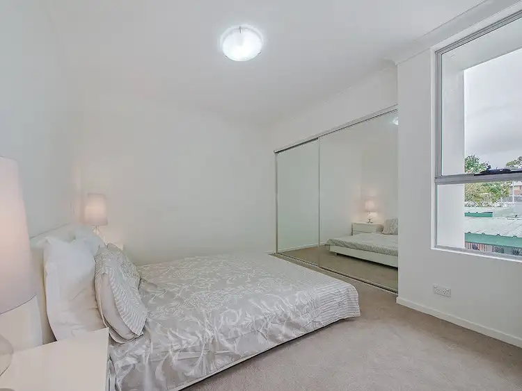 Seventh view of Homely unit listing, 2/54 Yamboyna Street, Manly QLD 4179
