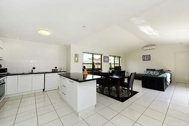 5 Bangalore Close, Caloundra West QLD 4551