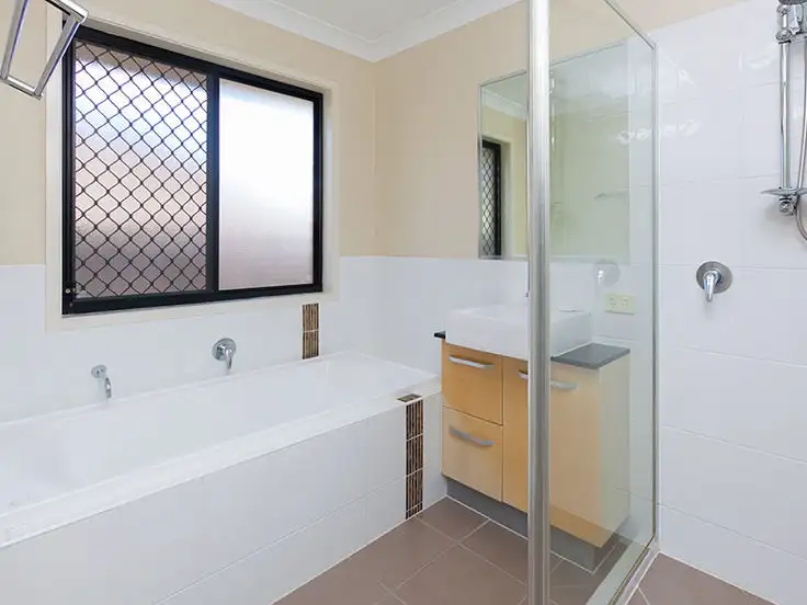 Seventh view of Homely house listing, 5 PARK EDGE DRIVE, Springfield Lakes QLD 4300