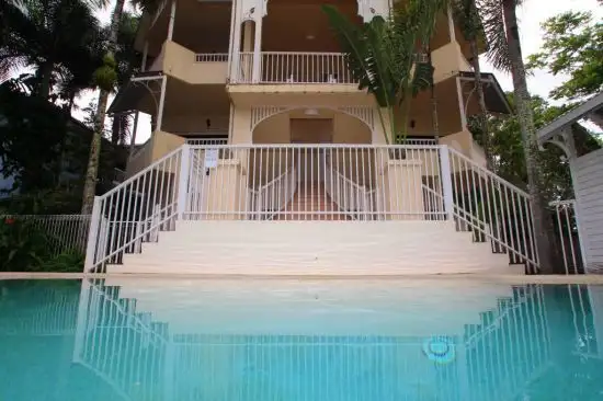 1/36 Cairns Street, Cairns North QLD 4870