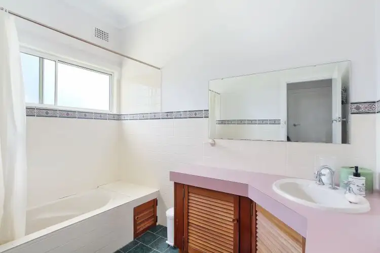 Fourth view of Homely house listing, 5 Marnola Crescent, Tamworth NSW 2340