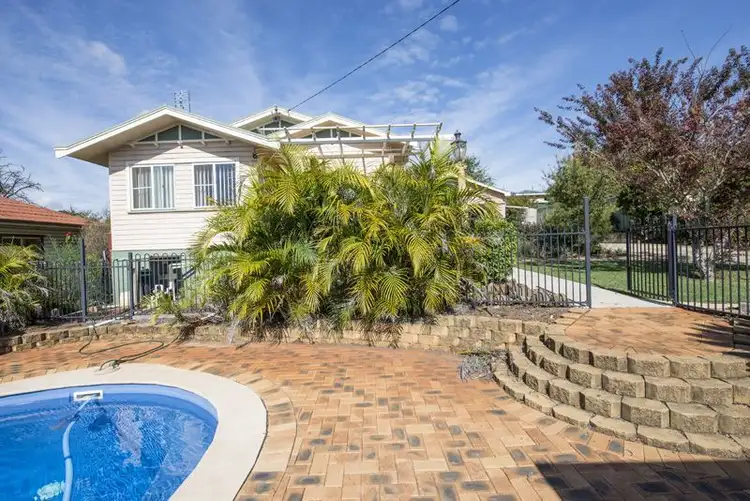 16 Seaton Street, South Toowoomba QLD 4350