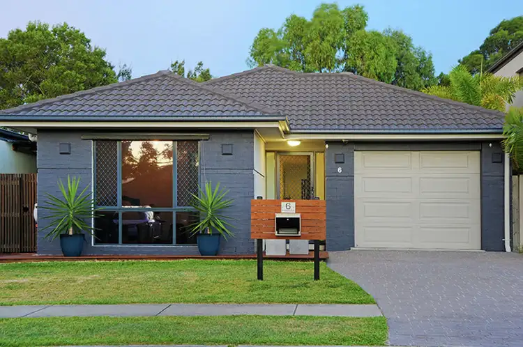 6 Andrew Avenue, Little Mountain QLD 4551
