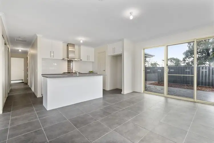 Second view of Homely unit listing, 4/20 Ross Street, Colac VIC 3250