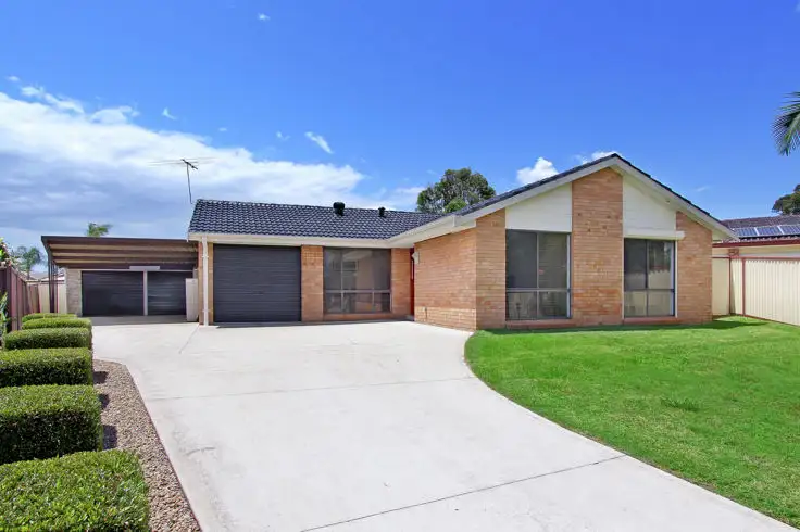 4 Wye Close, St Clair NSW 2759