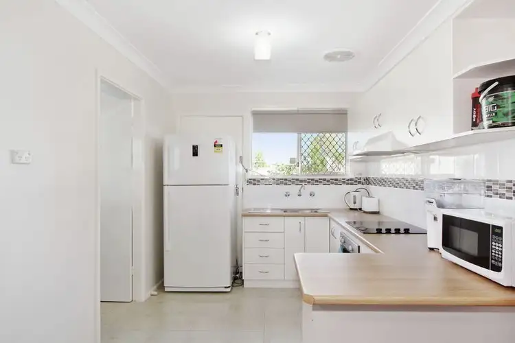 Second view of Homely house listing, 1-2/5 Yarmouth Parade, Tamworth NSW 2340