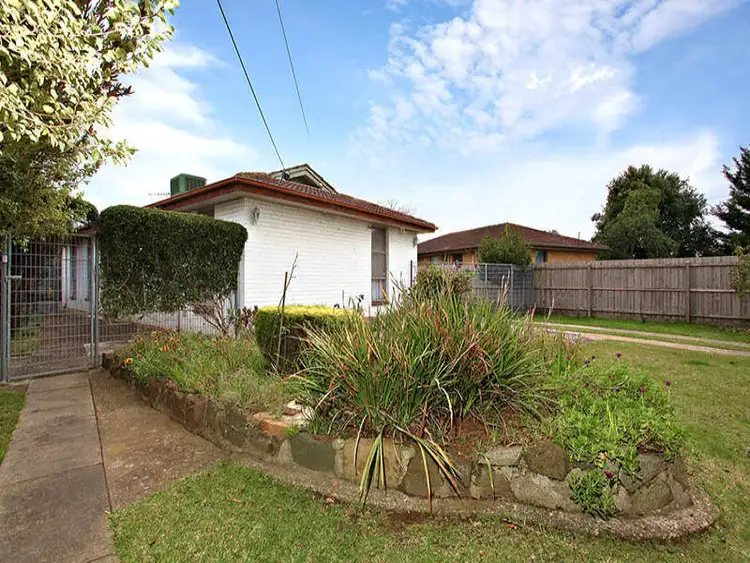 5 Green Valley Crescent, Hampton Park VIC 3976