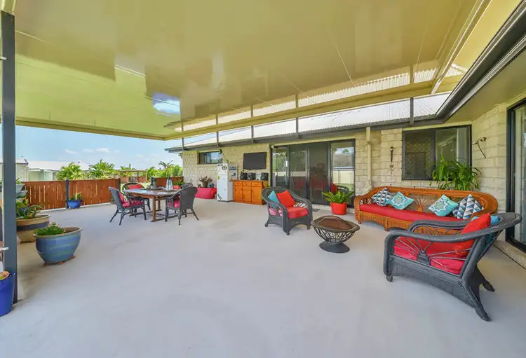 20-22 Sydes Crt, Ningi QLD 4511