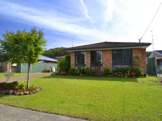 Fourth view of Homely house listing, 4 Ann Close, Ourimbah NSW 2258