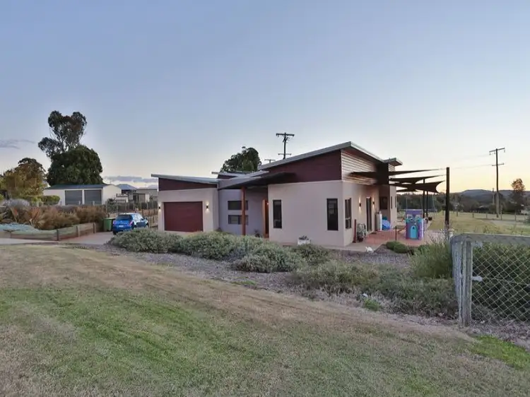 Second view of Homely house listing, 3 Jenna Court, Highfields QLD 4352