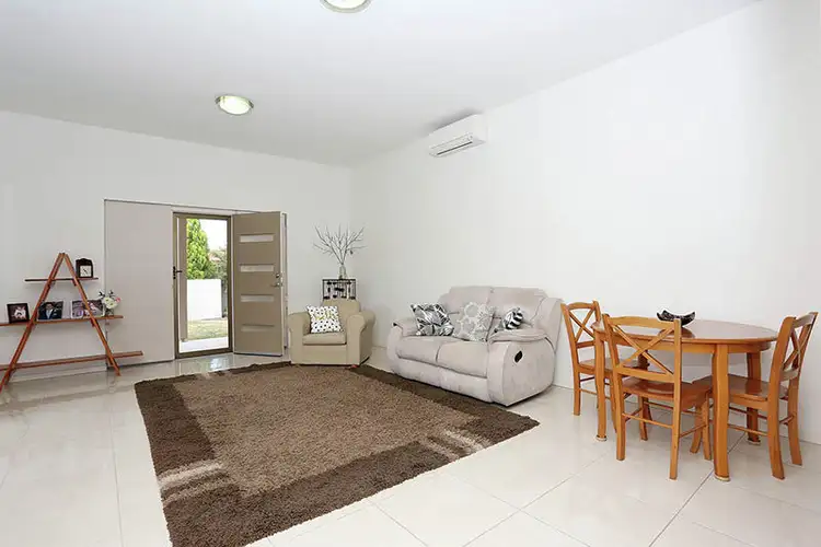 Fourth view of Homely unit listing, 1/73 Lachlan Crescent, Sandstone Point QLD 4511