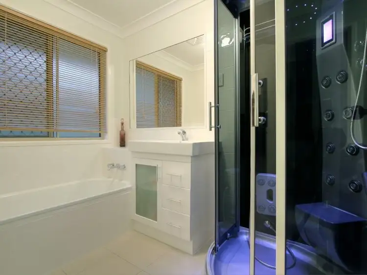 Fifth view of Homely house listing, 5 Arinya Court, Boronia Heights QLD 4124