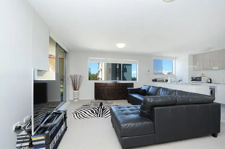 5/11 "Outlook" Canberra Terrace, Kings Beach QLD 4551