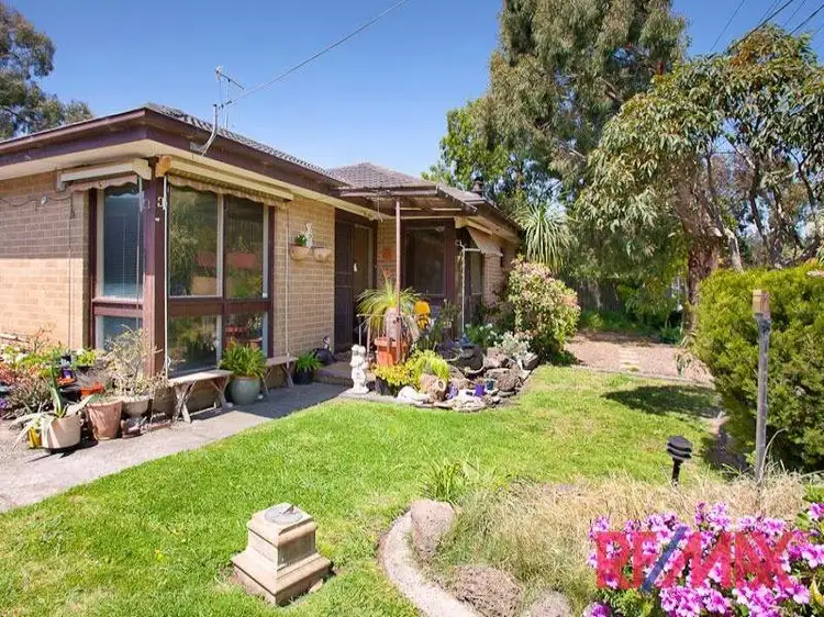 13 Serpentine Road, Keysborough VIC 3173