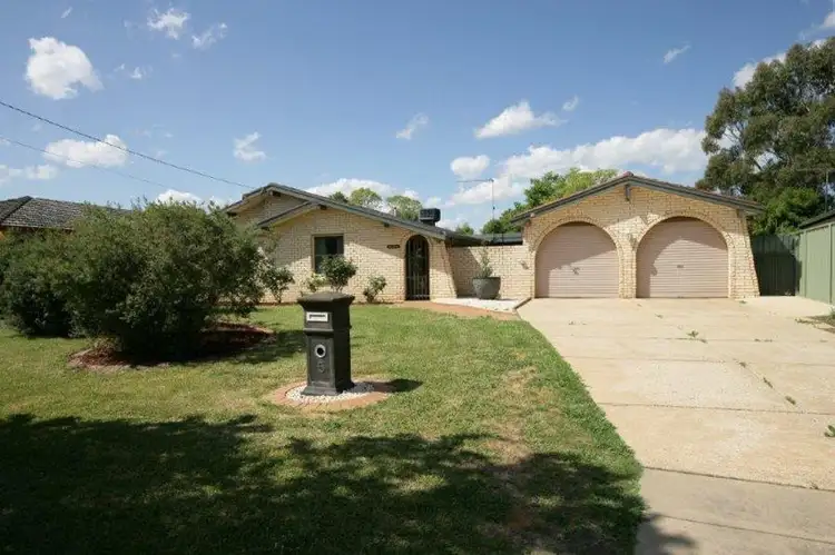 5 Grace Avenue, Lake Albert NSW 2650
