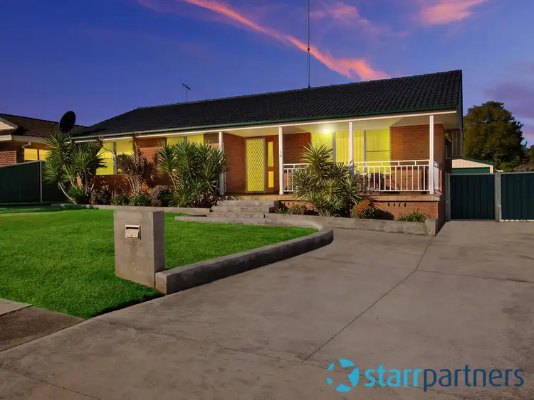 38 Harvey Circuit, St Clair NSW 2759