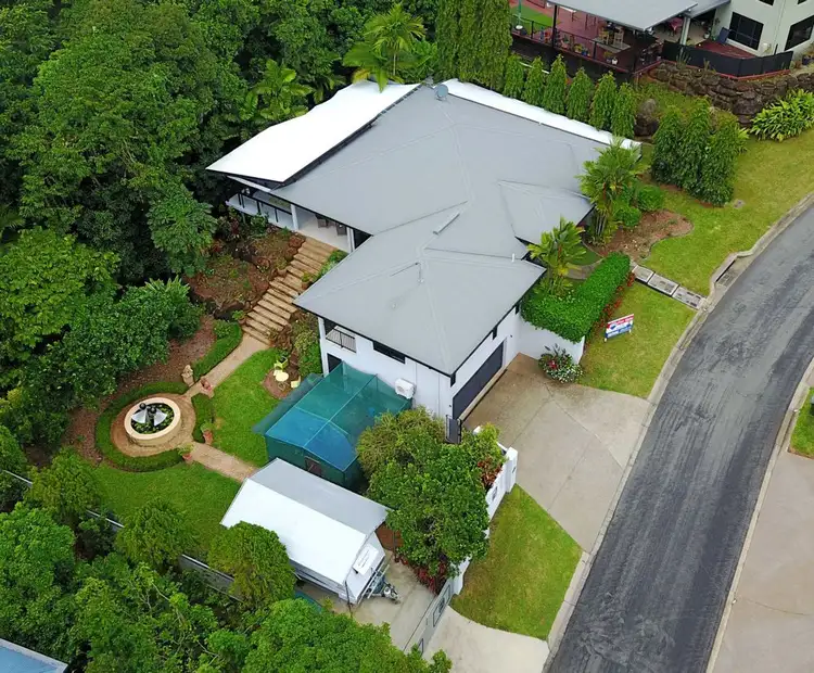 8 Hussar Close, Kanimbla QLD 4870