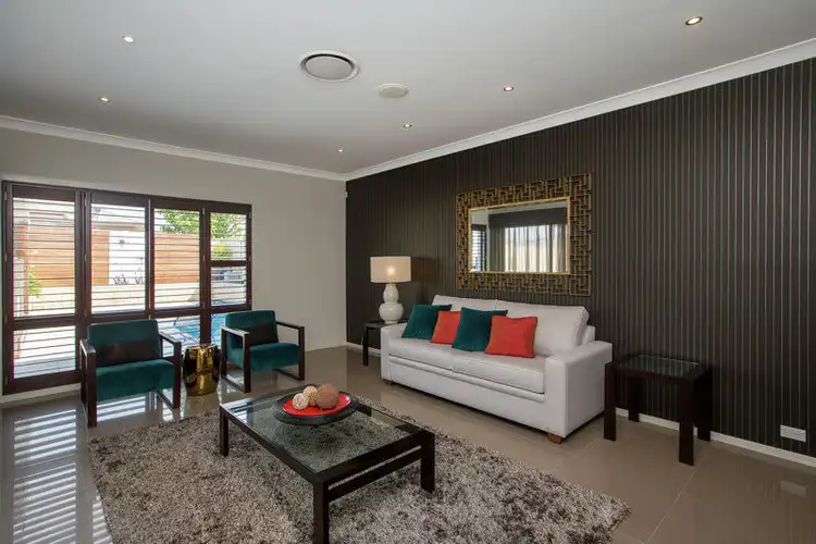 Third view of Homely house listing, 6 Falcon Drive, Tamworth NSW 2340