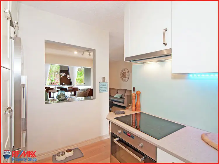 Fourth view of Homely unit listing, 2/27 Second Ave, Sandgate QLD 4017