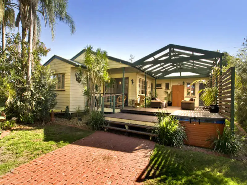 Main view of Homely house listing, 25 Cornelius St, Clontarf QLD 4019