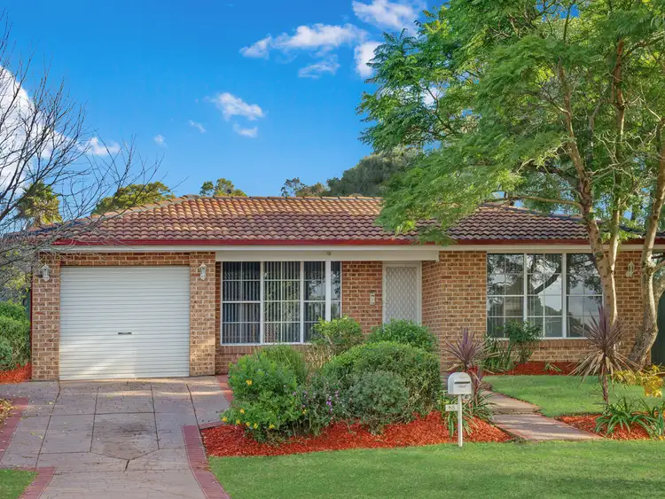 65 Carbasse Crescent, St Helens Park NSW 2560