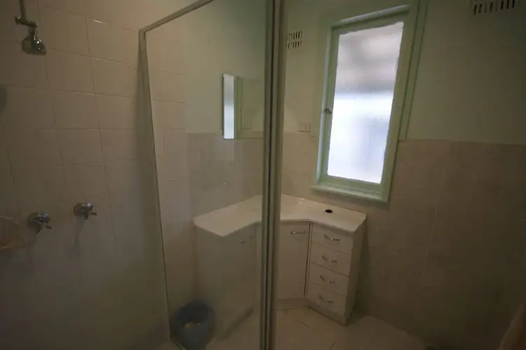 Sixth view of Homely house listing, 6 Robertson Cres, Deniliquin NSW 2710