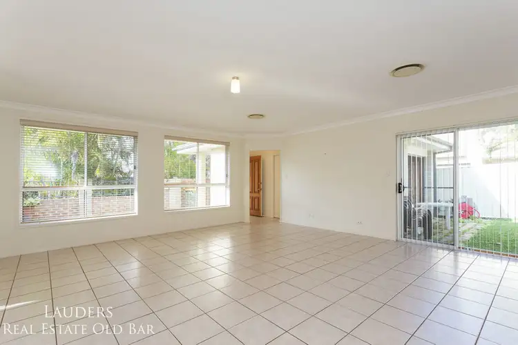 Third view of Homely villa listing, 3/6 Bryan Street, Old Bar NSW 2430