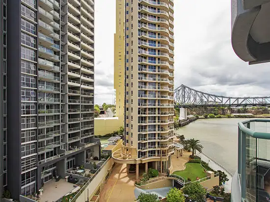 Third view of Homely apartment listing, F/35 Howard Street, Brisbane City QLD 4000