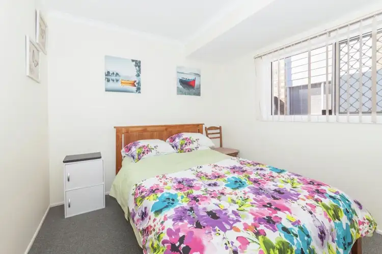 Sixth view of Homely townhouse listing, 2/10 Rowe Close, Wishart QLD 4122