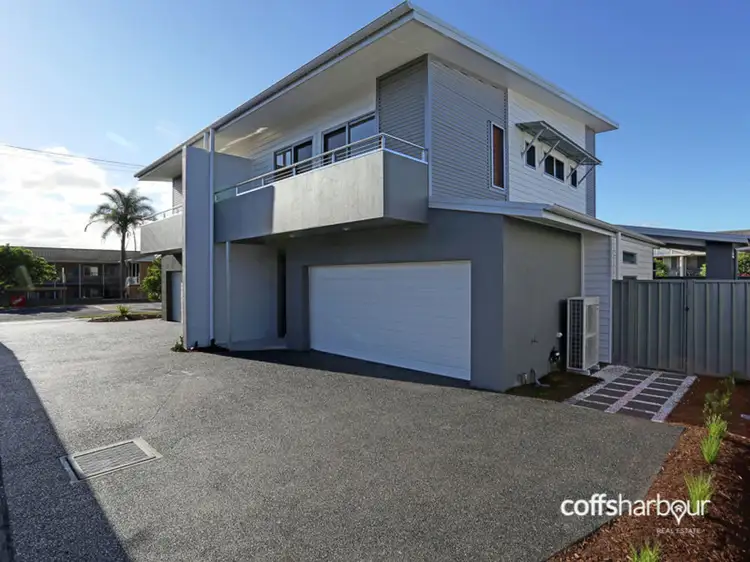 Unit 2 / 82 First Avenue, Sawtell NSW 2452