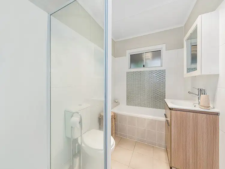 Sixth view of Homely house listing, 4 Caedmon Street, Salisbury QLD 4107